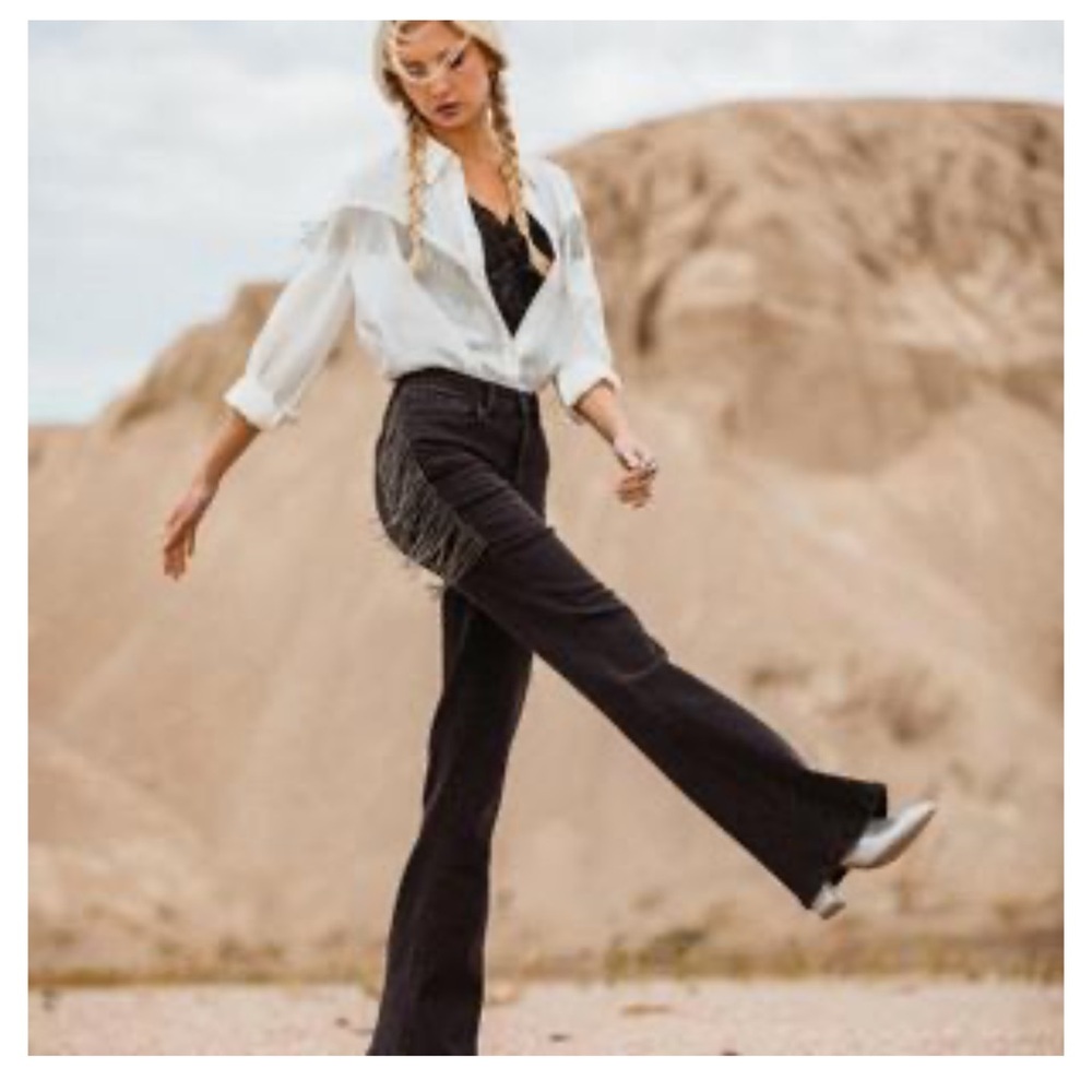 Sterling & Stitch Rhinestone Flare Jeans| Size 27